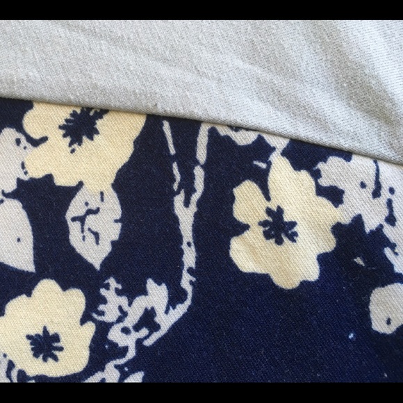 Lularoe Randy Top - Picture 2 of 3